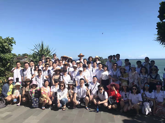 亚洲精品久久久久AV无码