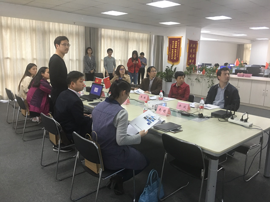 亚洲精品久久久久AV无码