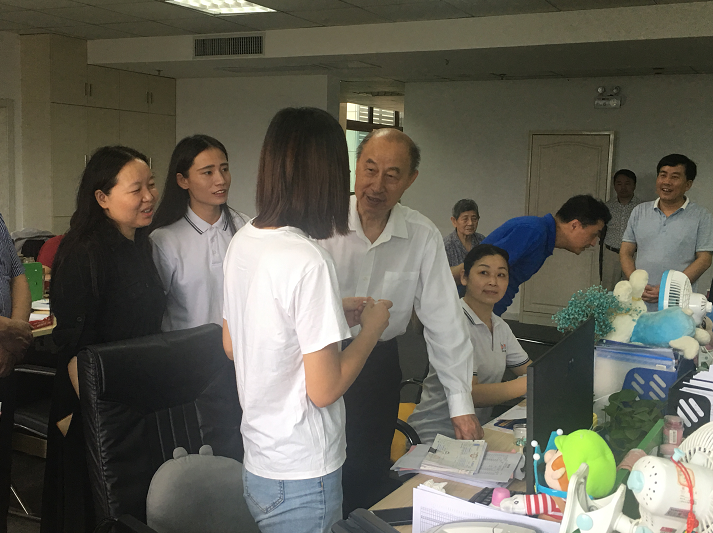 亚洲精品久久久久AV无码