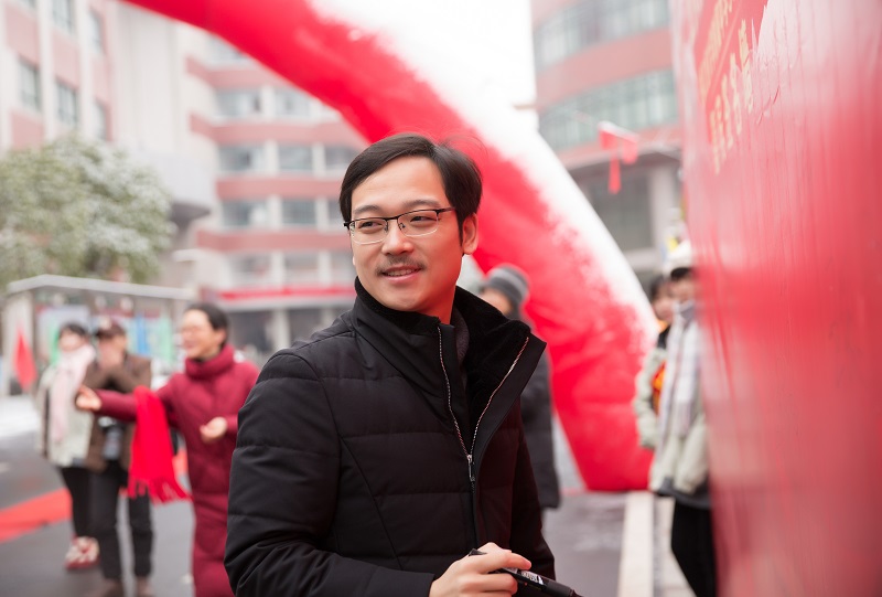 亚洲精品久久久久AV无码