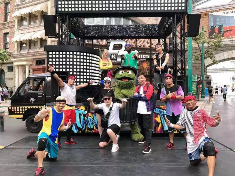 亚洲精品久久久久AV无码