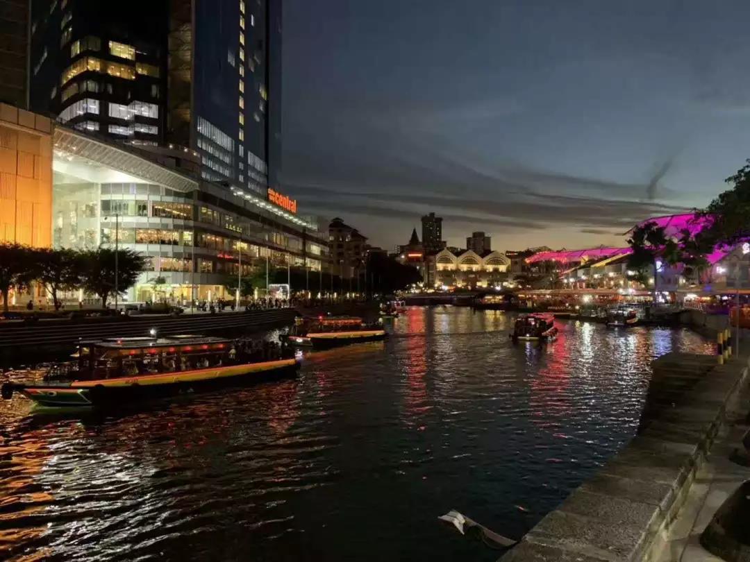 亚洲精品久久久久AV无码