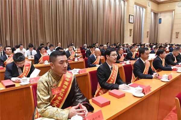 亚洲精品久久久久AV无码