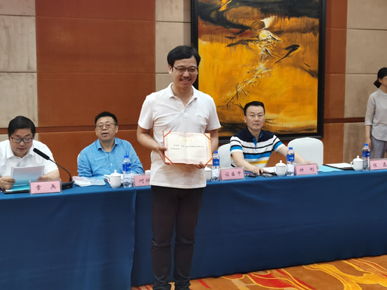 亚洲精品久久久久AV无码