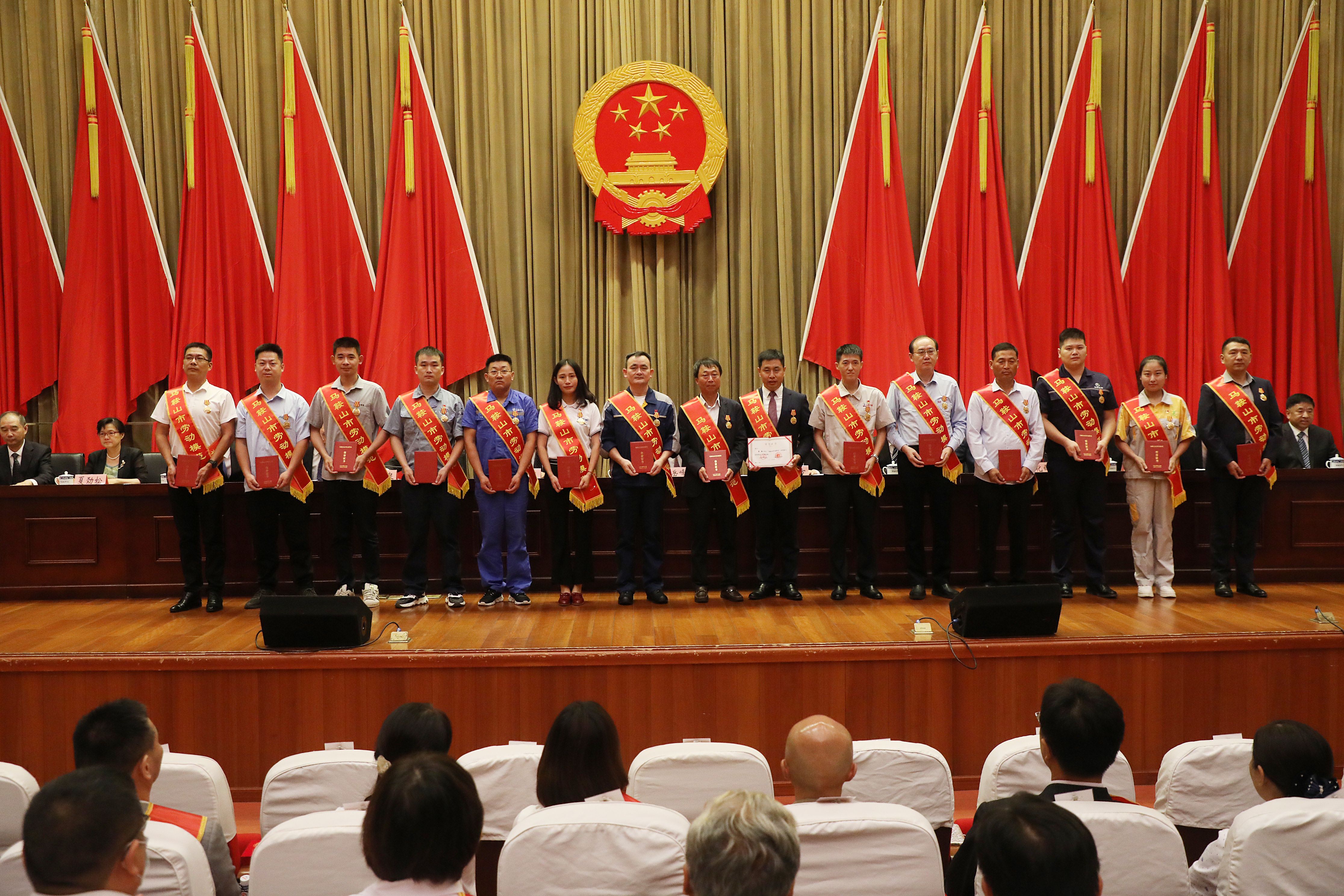 亚洲精品久久久久AV无码