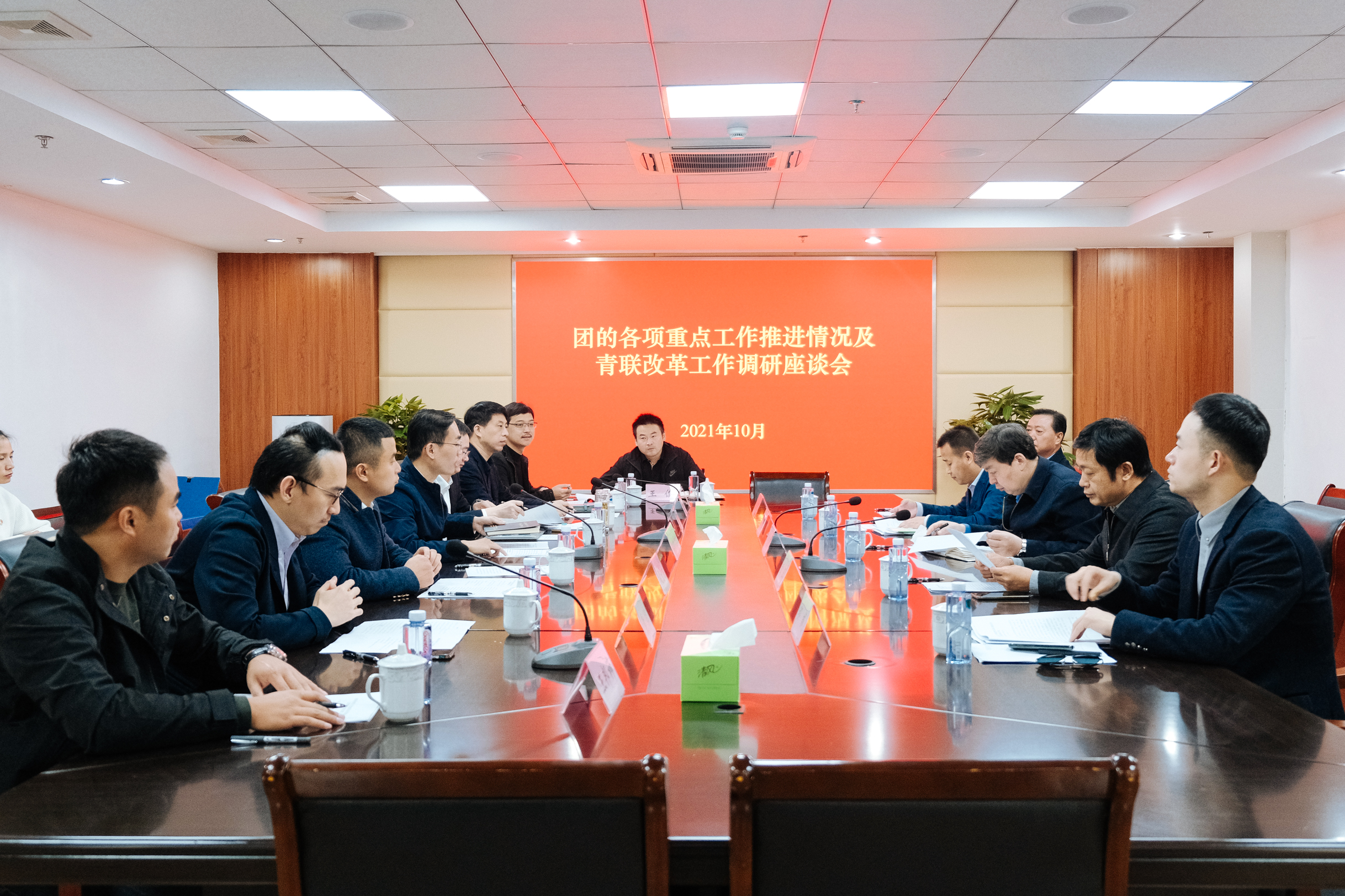 亚洲精品久久久久AV无码