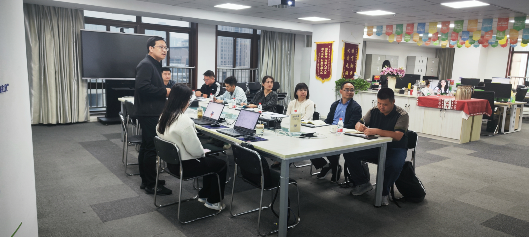 亚洲精品久久久久AV无码